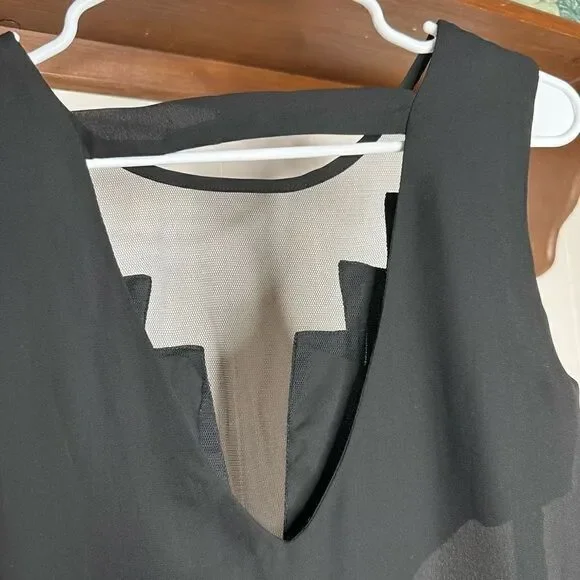 Tobi Women's Illusion Mesh Neckline Sleeveless Tank Top Black Size Small - Picture 3 of 6